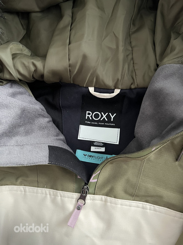 Сноубордическая куртка и перчатки Roxy (фото #3)
