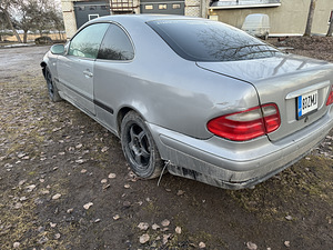 Mercedes-benz clk200 kompressor (4 foto / 10)