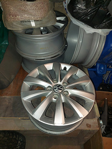 Vw Original R16 5x112 57.1mm et44 (5 foto / 7)