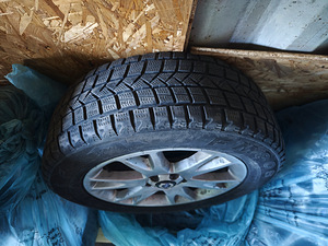 Зимние шины+диски 18' Volvo XC90 (3 фото из 3)