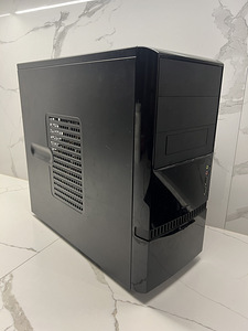 Gtx 1650 I5 9400F (1 foto / 2)