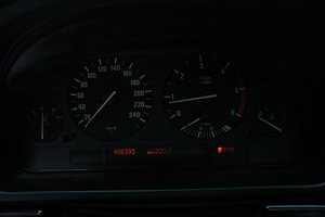 BMW 525d (8 фото из 10)