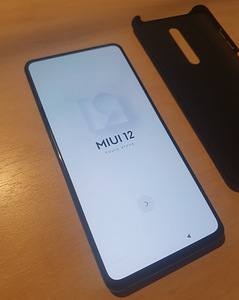 Xiaomi Mi 9T 128GB 6GB RAM (2 foto / 4)