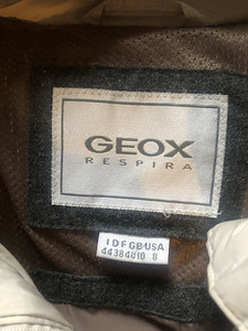 Geox пуховик (M) (2 фото из 2)