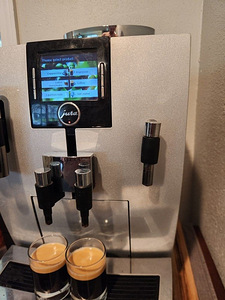 Jura espresso täisautomaatne kohvimasin Impressa XJ9 (3 foto / 5)