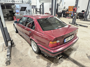 BMW E36 325i M50B20 (5 фото из 7)