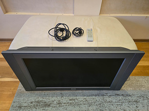 32'' LCD teler Philips (3 foto / 5)