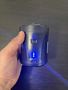 Портативный воздушный компрессор с аккумулятором 5200 mAh! Как новый! (8 фото из 10)