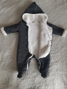 Mamas&Papas kombe 3-6 kuud (2 foto / 4)