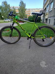 Продаётся велрсипед (2 фото из 9)