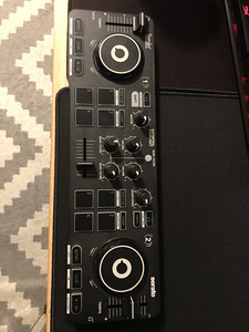 Hercules DJ DJControl Starlight (2 foto / 3)