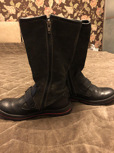 Длинные сапоги Tommy Hilfiger (2 фото из 3)