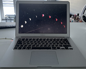 Macbook air 13 2017 + laadija (2 foto / 4)