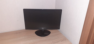 Fujitsu monitor 47 cm