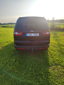 Ford galaxy (3 фото из 8)