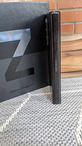 Samsung Galaxy Z Fold 3 (12/512GB) (3 foto / 5)