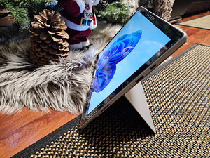 Microsoft Surface Pro 7 Plus (6 foto / 9)
