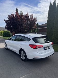 Ford focus 2020 diisel automaat (2 foto / 10)
