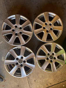 Borbet 5x114,3 16” 7j et40 (1 foto / 4)