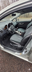 Toyota Auris 2008 1.6 91kW (8 foto / 9)