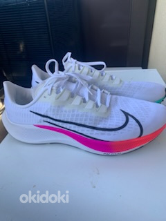 Кроссовки мужские nike
