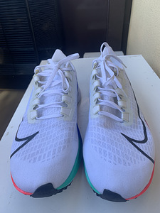 Meeste tossud Nike (2 foto / 2)