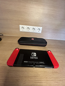 Nintendo Switch (2 фото из 4)