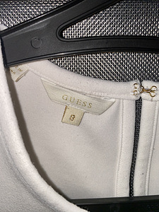 Платье Guess для девочек (3 фото из 4)