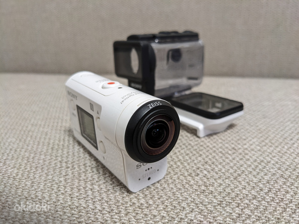 Экшн-камера Sony HDR-AS300 + доп аккумуляторы (фото #3)