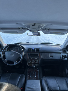 MERCEDES-BENZ ML 270 CDI (7 foto / 9)