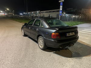 Audi A4 B5 1.8 ÜV 06.25 (4 foto / 4)