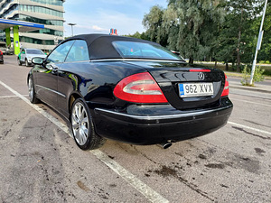 Mercedes-Benz CLK (4 foto / 6)