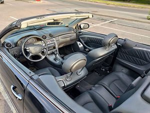 Mercedes-Benz CLK (6 foto / 6)