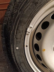 Uued Suverehvid+uued veljed 205/75 r16c (3 foto / 6)