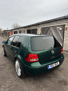 VOLKSWAGEN GOLF (5 foto / 8)