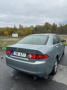 HONDA ACCORD (4 foto / 7)