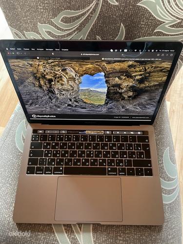MacBook Pro 13 дюймов, 2018 г., сенсорная панель (фото #3)