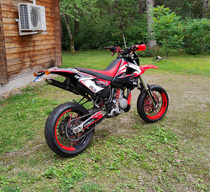 Aprilia MX 125 (2 фото из 4)