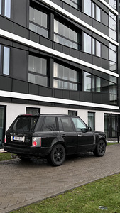 Land Rover Range Rover 3.0d (2 foto / 7)