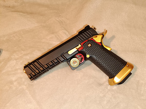 Armorer Works Custom (ASPG178) (1 foto / 3)