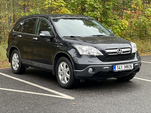 Honda CR-V 2.0 110kW bensiin 2007a (4 foto / 15)