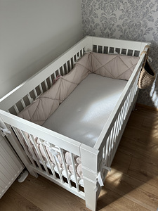 ДЕТСКАЯ КРОВАТЬ-КОМПЛЕКТ BASIC 60×120 (2 фото из 4)