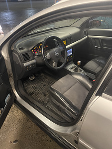 M/V Opel Vectra C (7 foto / 15)