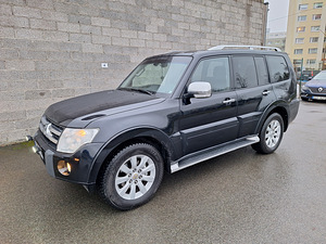 Mitsubishi Pajero 3.2 147kw 2011 (1 foto / 12)