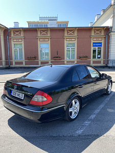 Mercedes-Benz E 350 3.5 200kW (4 фото из 10)