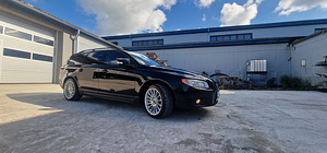 Volvo V70 2.4 136kw (15 foto / 15)