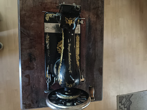 Ōmblusmasin Singer (5 foto / 7)