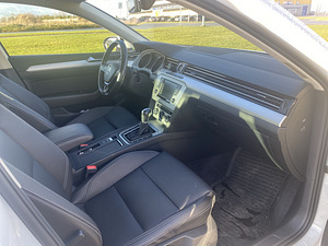 Продажа автомобиля VOLKSWAGEN PASSAT B8 (9 foto / 15)