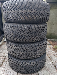 Goodyear ultragrip 225/60 r17 (1 foto / 1)