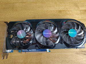 GIGABYTE GV-R797OC-3GD rev 2.1 (1 foto / 4)